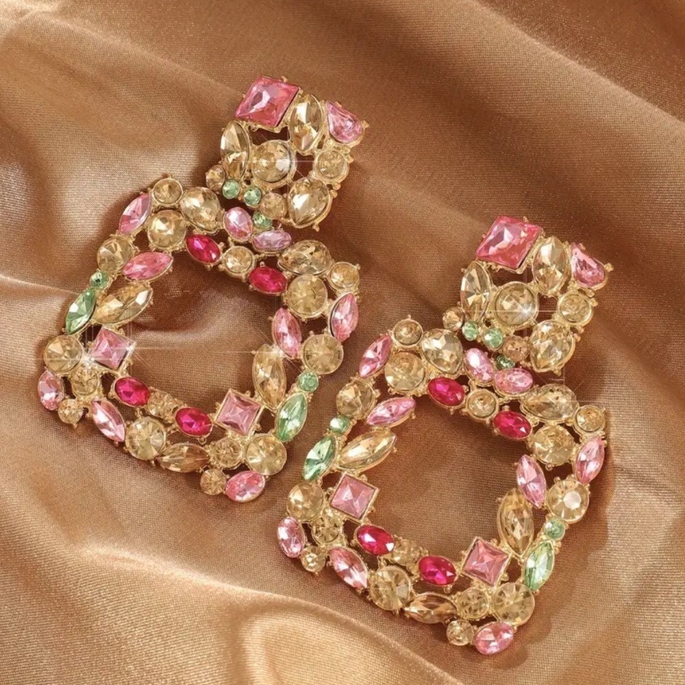 NEW! Vibrant Gold and Pink Crystal Earrings. Luxury Statement Earrings. 🌷 A3-134